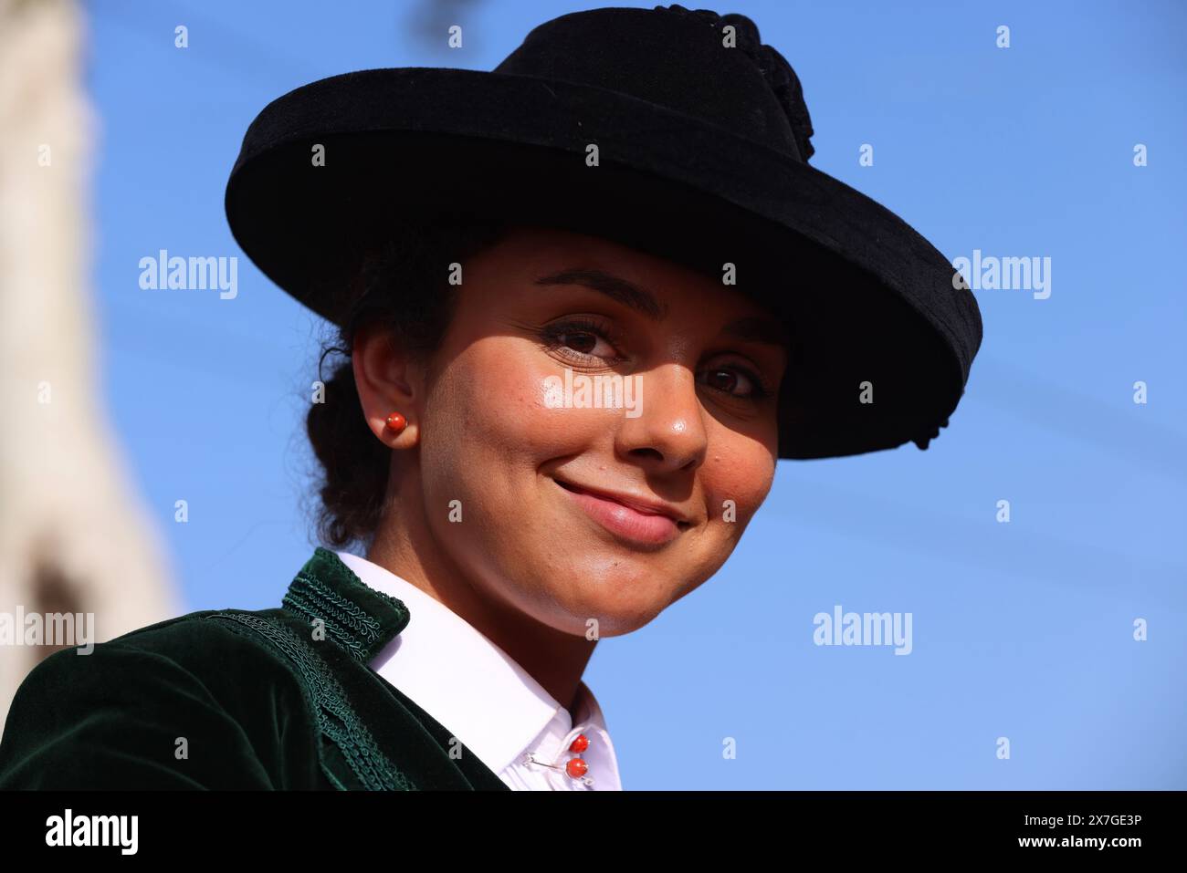 Flamenco, Abril Fair, Aprilmesse, Pferd, Sevilla, Reiter, Reiterin, Schönheit auf Pferd, Andalusien, Spanien, Schönheit, Feria de Abril in Sevilla Stockfoto