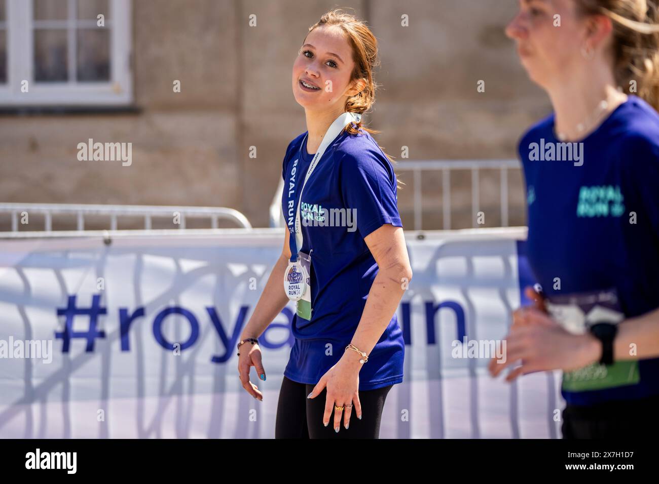 Kopenhagen, Dänemark. Mai 2024. Prinzessin Josephine betreibt One Mile Family während des Royal Run in Kopenhagen am Montag, den 20. Mai 2024. Royal Run ist ein jährlicher Trainingslauf, der in mehreren dänischen Städten stattfindet. Der Lauf fand zum ersten Mal am 21. Mai 2018 zu Ehren des 50. Geburtstags des Königs statt, und seitdem nimmt die königliche Familie am Royal Run Teil. 2024 wurden landesweit 95 106 für den zum sechsten Mal stattfindenden Übungslauf registriert. (Foto: Ida Marie Odgaard/Ritzau Scanpix) Credit: Ritzau/Alamy Live News Stockfoto