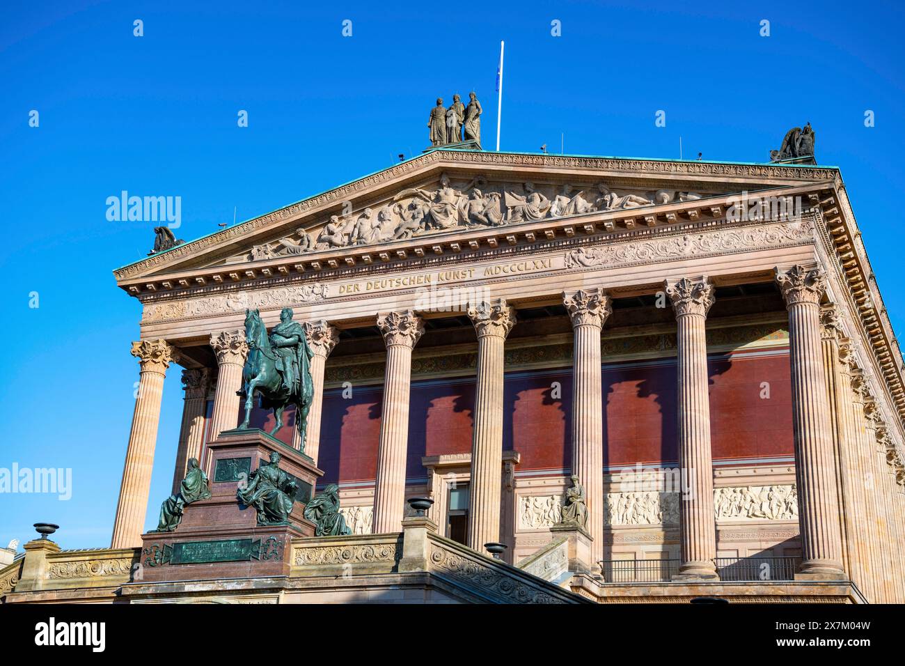 Alte Nationalgalerie, bronzene Reiterstatue von Friedrich Wilhelm IV., Museumsinsel, Mitte, Berlin, Deutschland Stockfoto