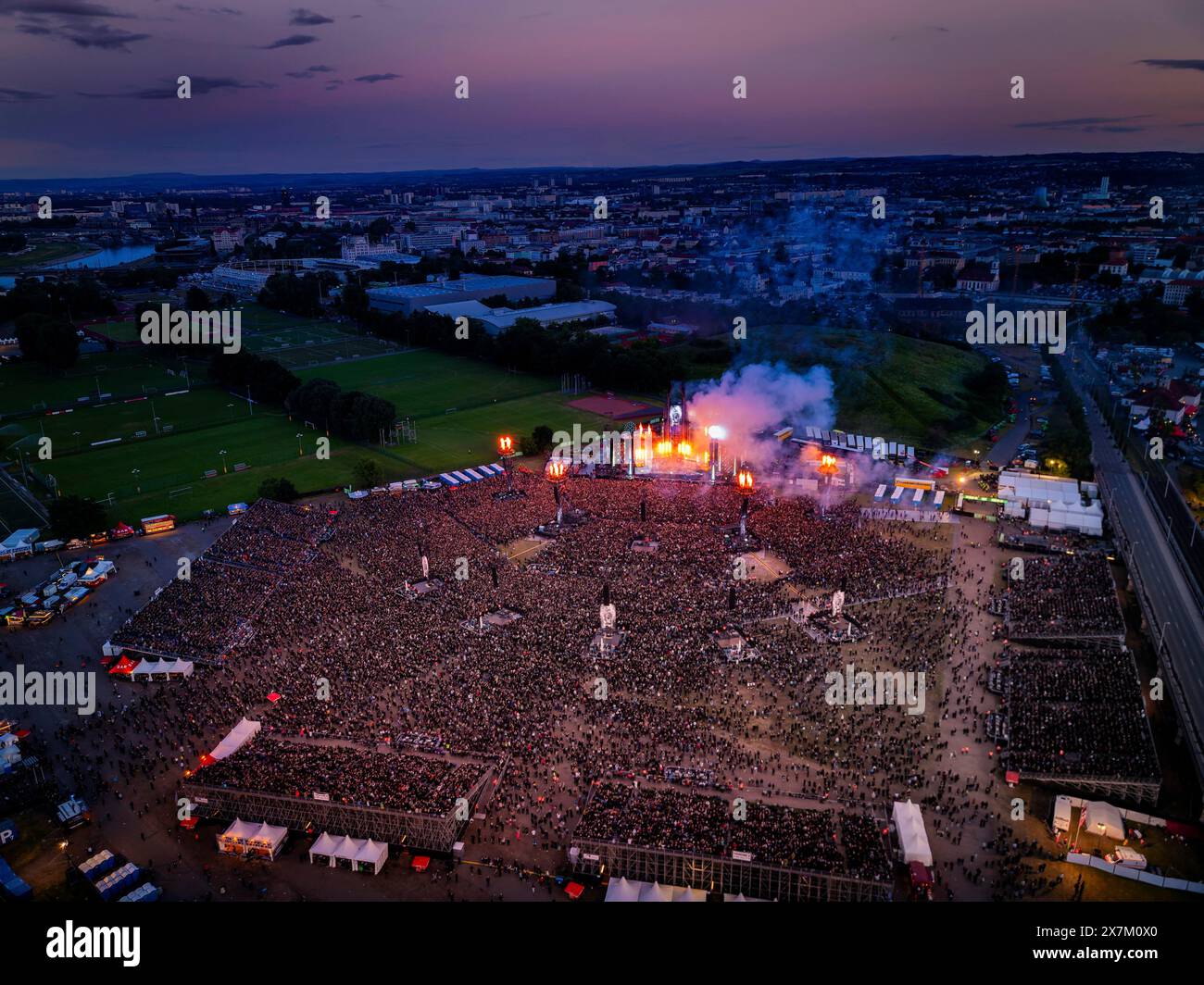4. Rammstein-Konzert 2024 in Dresden, Dresden, Sachsen, Deutschland Stockfoto