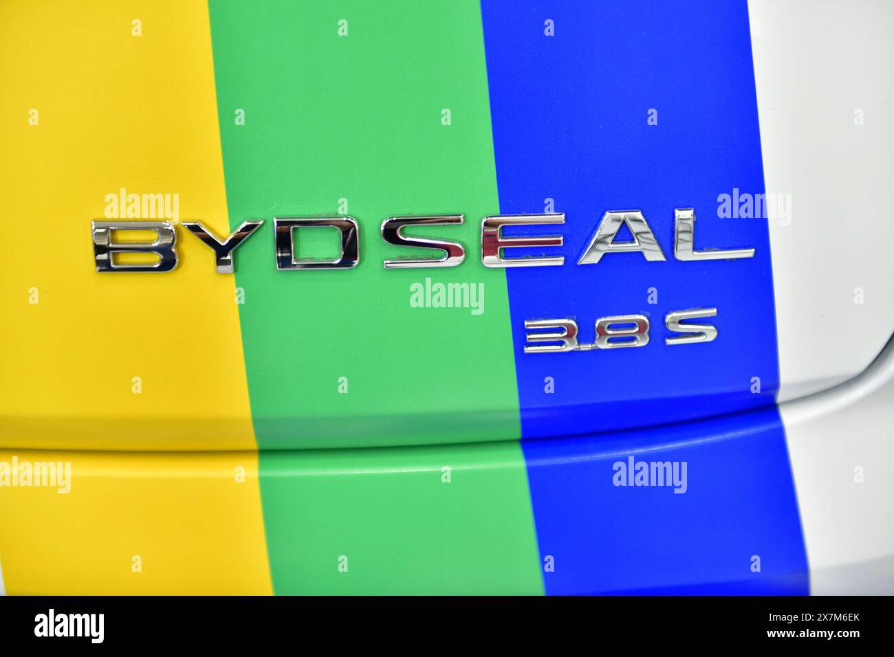 Thailand-27. März 2024: BYD SEAL Logo Elektroauto Build Your Dream auf der Bangkok International Motor Show 45 Stockfoto