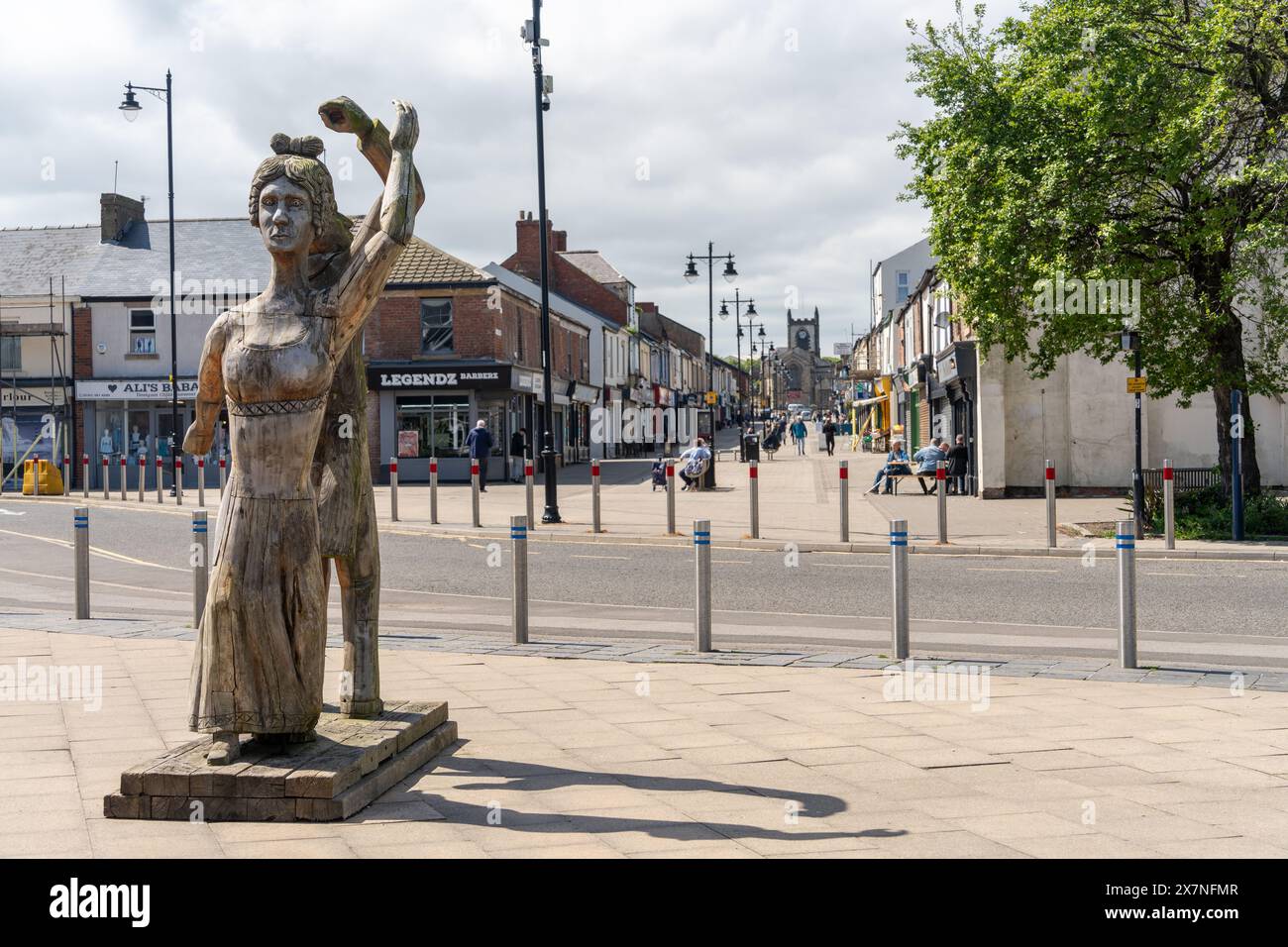 Seaham, County Durham, Großbritannien. Skulptur des Dichters Lord Byron und seiner Frau Annabella Milbanke tanzten auf ihrer Hochzeit 1815 von David Gross. Stockfoto