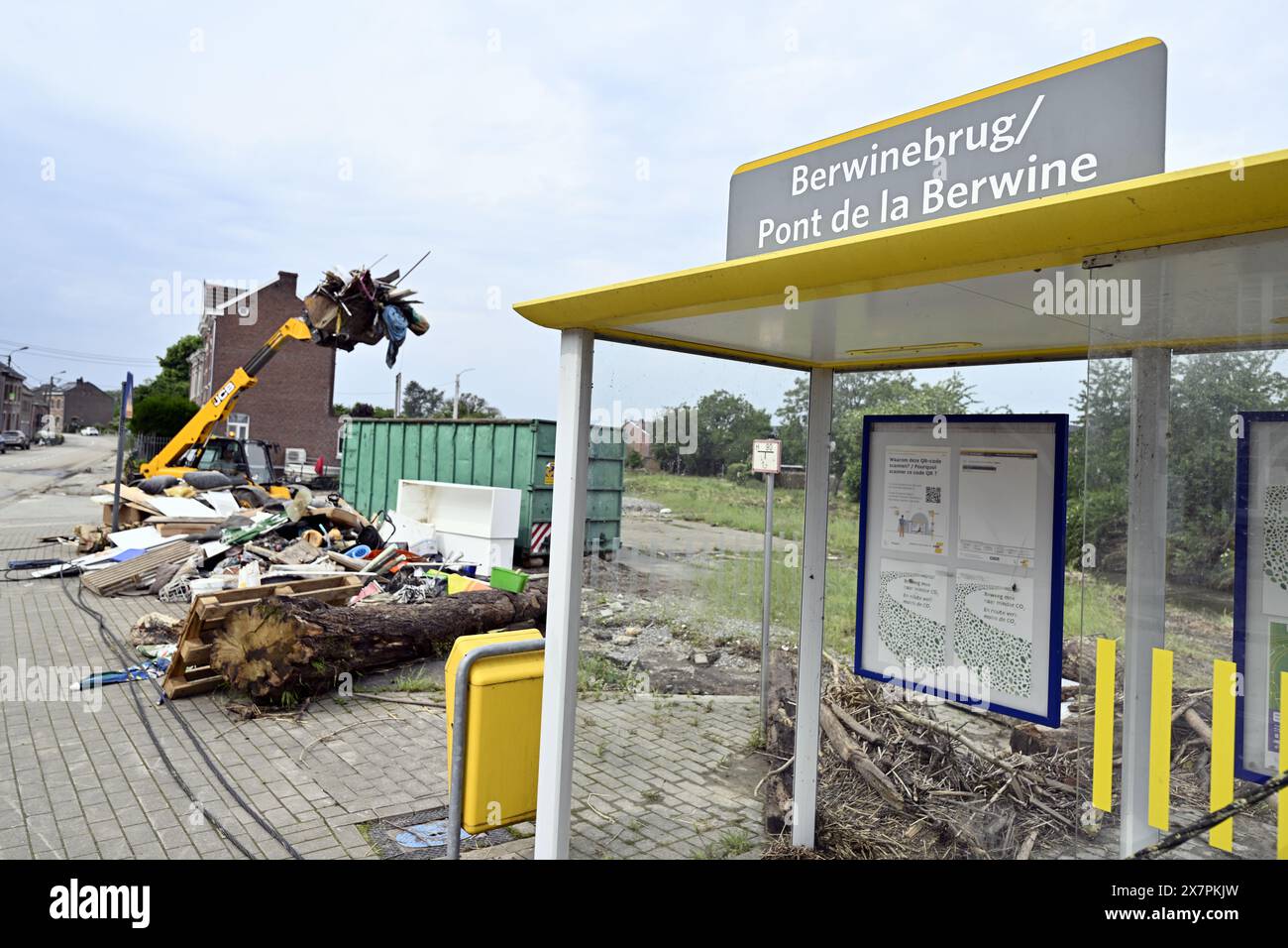 Limburg, Belgien. Mai 2024. Bild des Hochwasserortes in Fourons - Voeren nach starkem Regen und Sturm in der Provinz Limburg am vergangenen Samstag in der Nacht, Dienstag, den 21. Mai 2024. BELGA PHOTO ERIC LALMAND Credit: Belga News Agency/Alamy Live News Credit: Belga News Agency/Alamy Live News Stockfoto