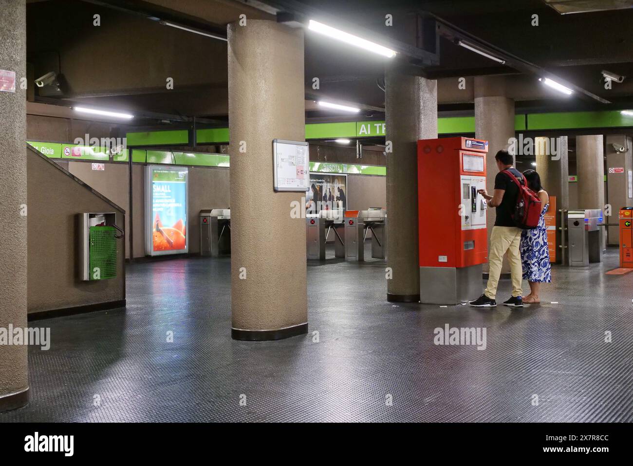 Mailand, . Mai 2024. ATM Mailand im Jahr 2024 wird es vier Streiks geben, aber nach Angaben der Unternehmen ist die Erwerbsbeteiligung der Arbeitnehmer im Durchschnitt gering, das beste Ergebnis liegt am 24. Januar bei 31 %. Quelle: Unabhängige Fotoagentur/Alamy Live News Stockfoto