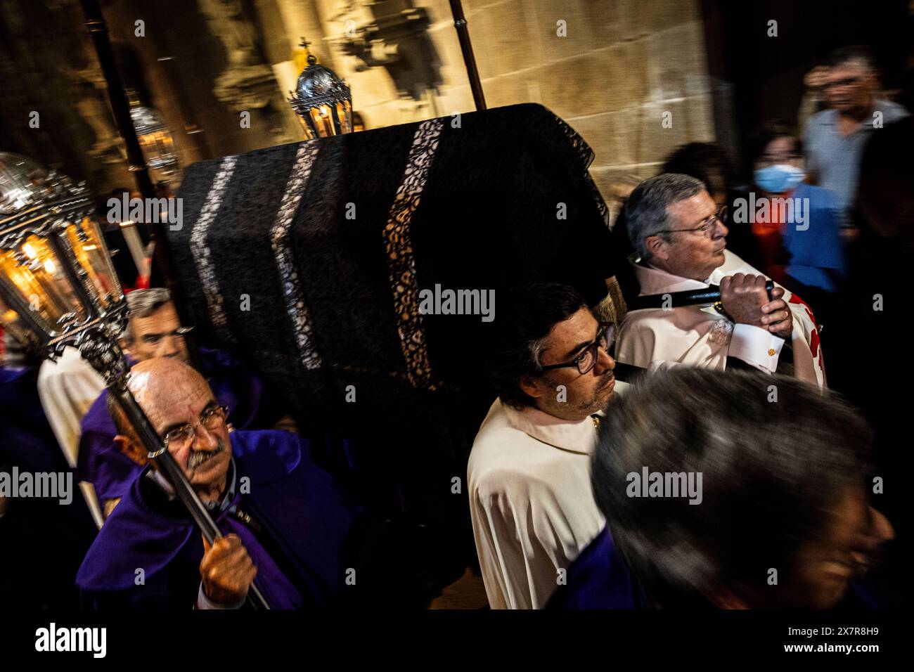 Braga, Portugal - 07. April 2023 : Fürst-theophorische Prozession in der Kathedrale von Sé Stockfoto