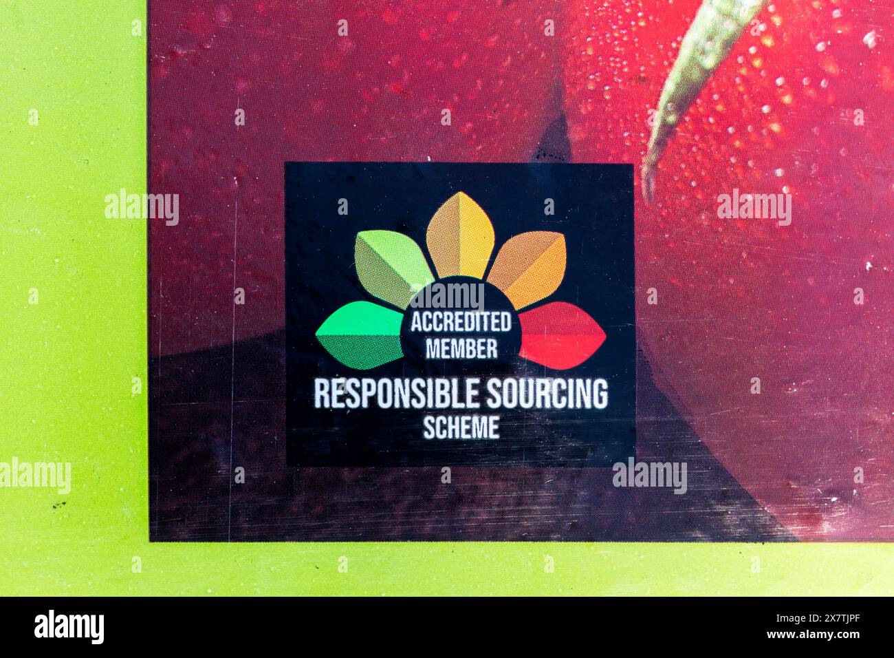 Das Logo auf einer Tüte torffreien Kompost zeigt, dass er von einem akkreditierten Mitglied des Responsible Sourcing Scheme der Growing Media Association hergestellt wurde. Stockfoto
