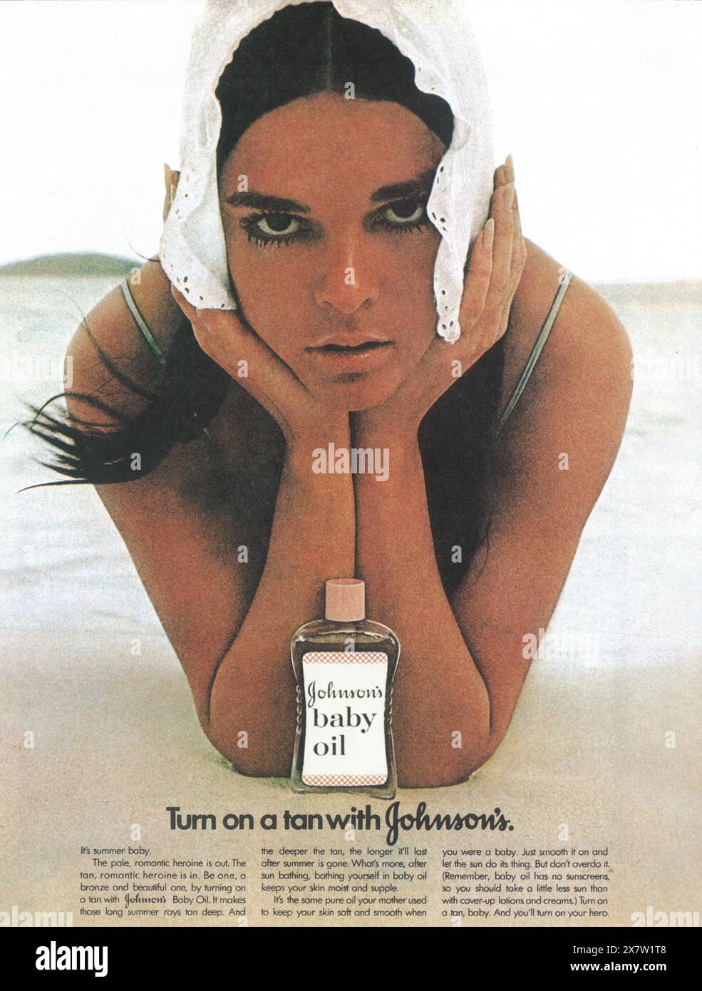 1971 Ali MacGraw für Johnsons Baby-Öl-Werbespot "Turn on a Bräune, Baby" Stockfoto