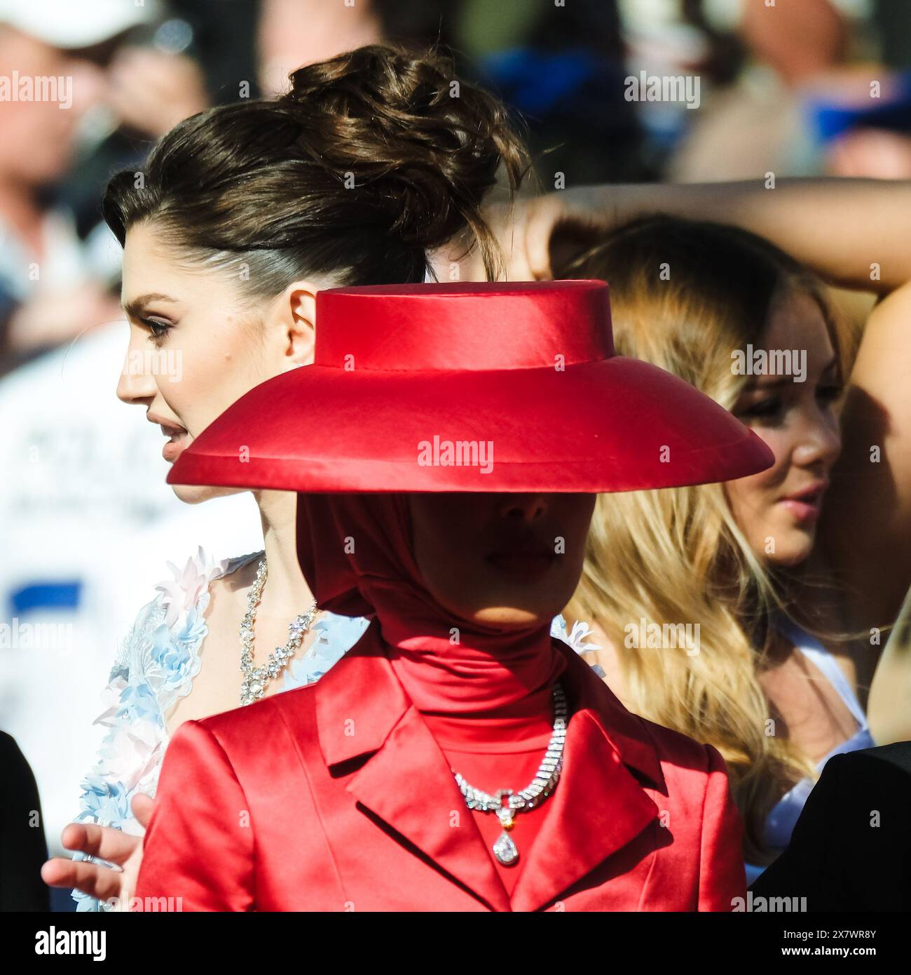 Cannes, Frankreich. Mai 2024. Rawdah Mohamed kommt auf dem Roten Teppich für Marcello Mio während des 77. Festivals de Cannes an. Foto von Julie Edwards./Alamy Live News Stockfoto