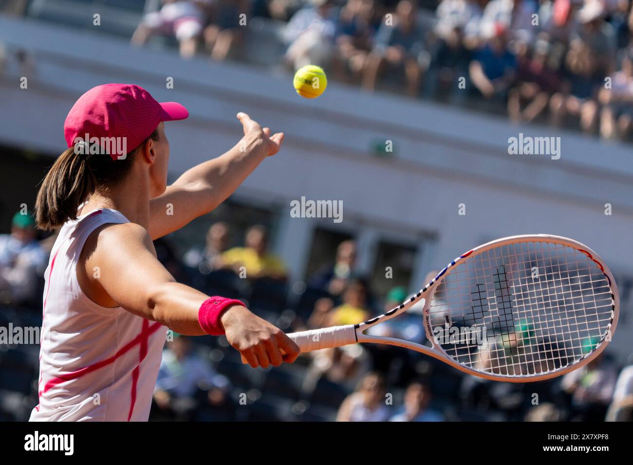 IgA Swiatek aus Polen im Halbfinale am 11. Tag des Internazionali BNL D'Italia 2024 im Foro Italico in Rom. IgA Swiatek gewann gegen Coco Gauff mit 6:4, 6-3 Stockfoto