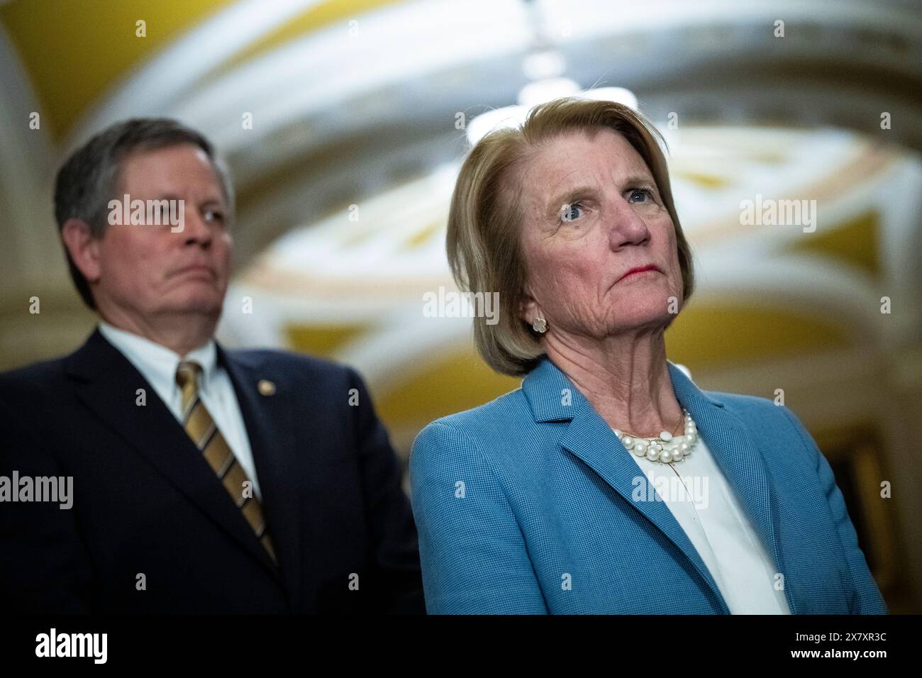 Washington, USA. Mai 2024. Senator Shelley Moore Capito (R-W.V.) während der wöchentlichen Pressekonferenz der republikanischen Führung im Senat mit Senator Steve Daines (R-MT), verließ am Dienstag, den 21. Mai, das US-Kapitol in Washington, DC, 2024. (Graeme Sloan/SIPA USA) Credit: SIPA USA/Alamy Live News Stockfoto