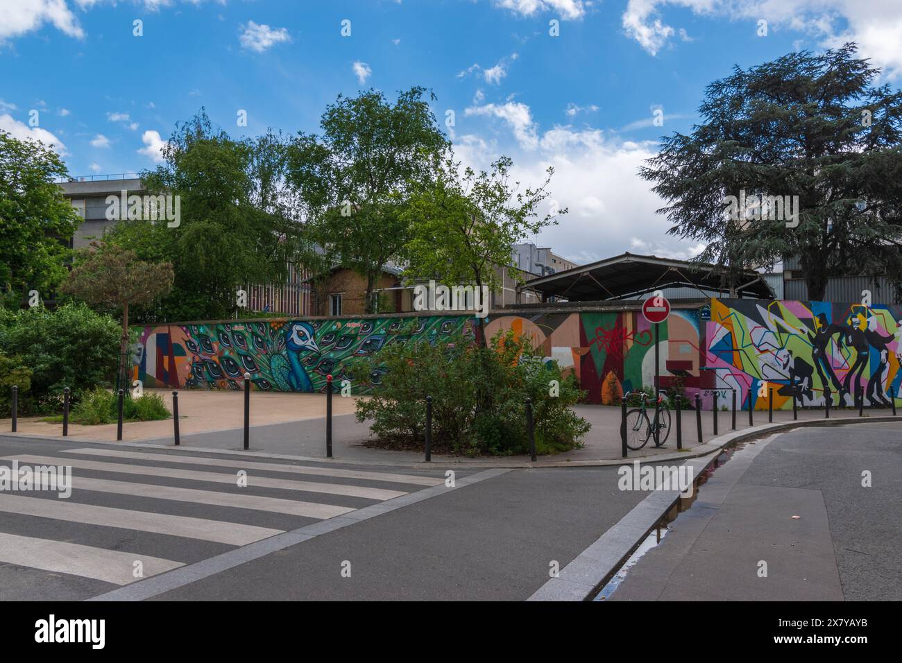 Paris, Frankreich - 05 15 2024 : Straßenkunst im 19. Arrondissement von Paris, Frankreich Stockfoto