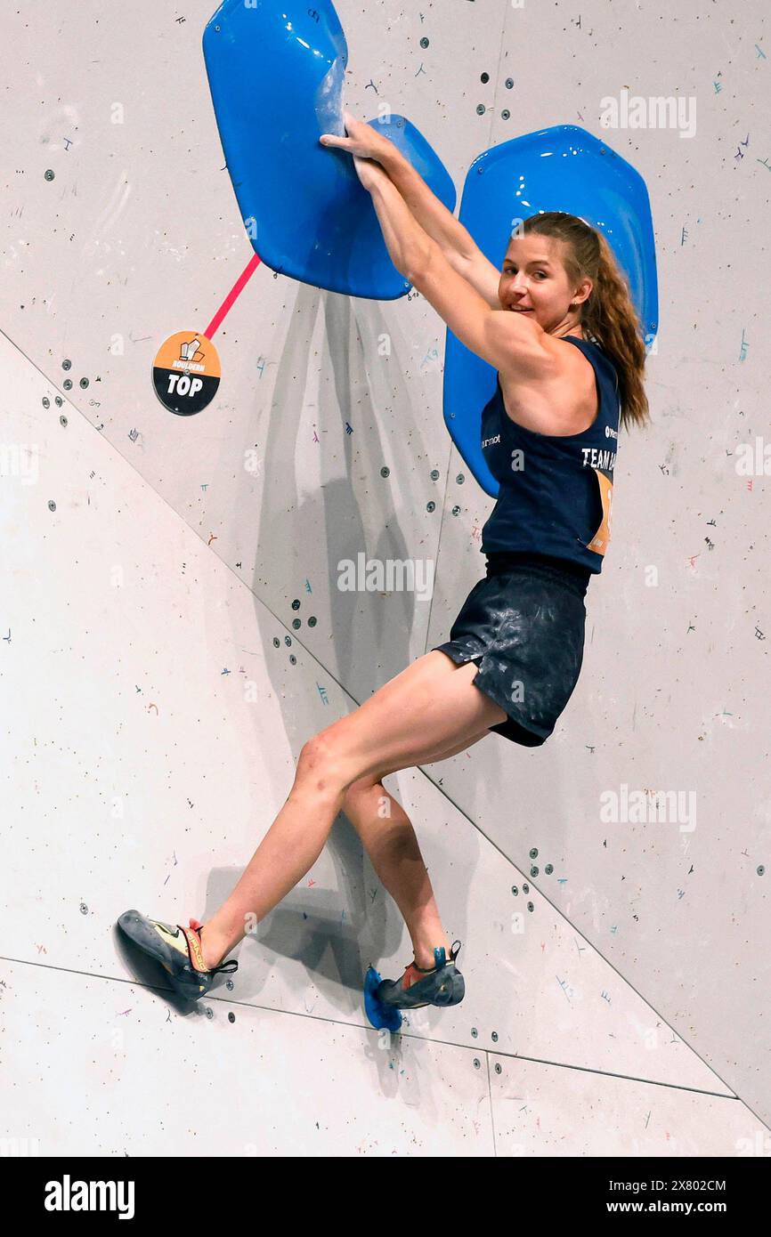 Die Finals 2023 Bouldern Damen Deutsche Meisterschaft Bouldern am 09.07.2023 im Landschaftspark Duisburg-Nord in Duisburg Sandra HOPPENSITZ Foto : Norbert Schmidt, Düsseldorf Stockfoto