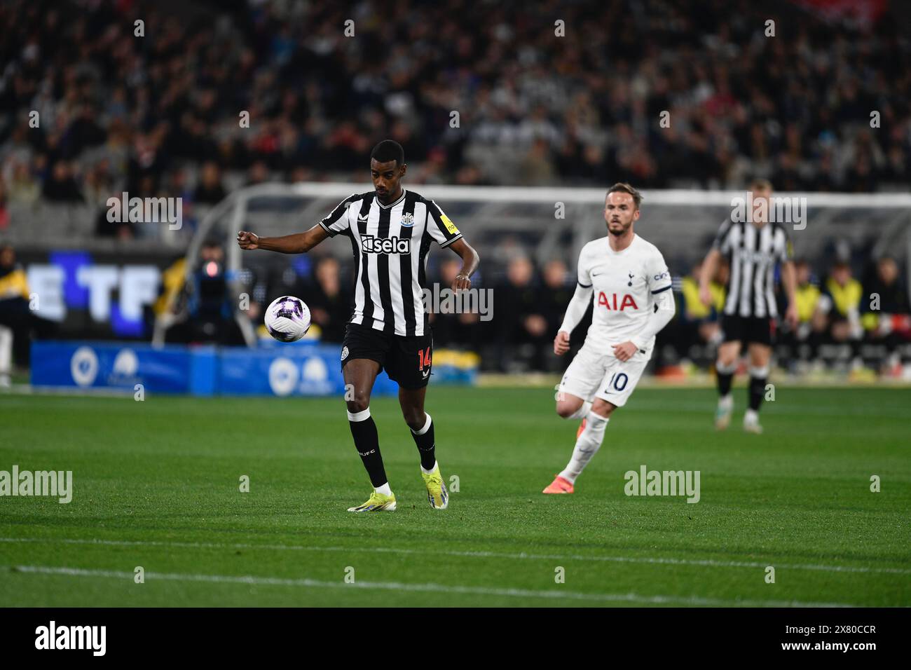 MELBOURNE, AUSTRALIEN. 22. Mai 2024. Im Bild: Newcastle United Stürmer Alexander Isak (14), der in der ersten Halbzeit für Newcastle einen Ausgleich erzielte, in Aktion während der Global Football Week English Premiership Teams Friendly beim MCG in Melbourne. Quelle: Karl Phillipson/Alamy Live News Stockfoto