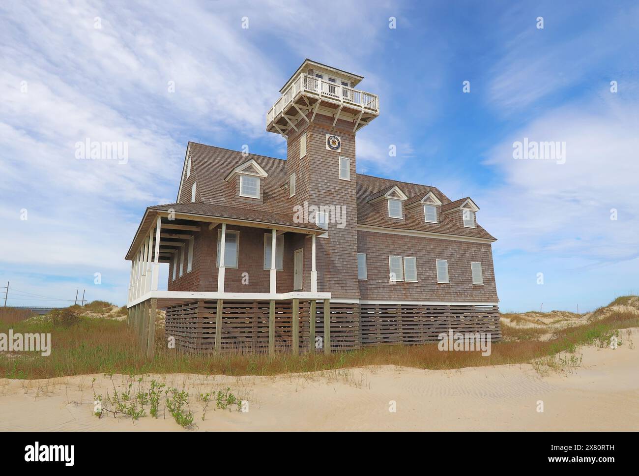 Die historische Station Oregon Inlet zur Rettung des Lebens auf der Insel Pea Island in der Nähe von Rodanthe, am äußeren Ufer von North Carolina Stockfoto
