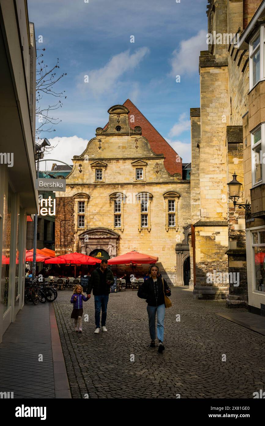 Dominikanerkerk oder Dominikanerkirche Klosterfassade, Maastricht, Niederlande. Stockfoto