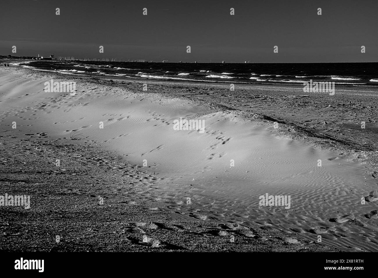 Landschaft des Strandes von Marina di Ravenna (Italien) Stockfoto