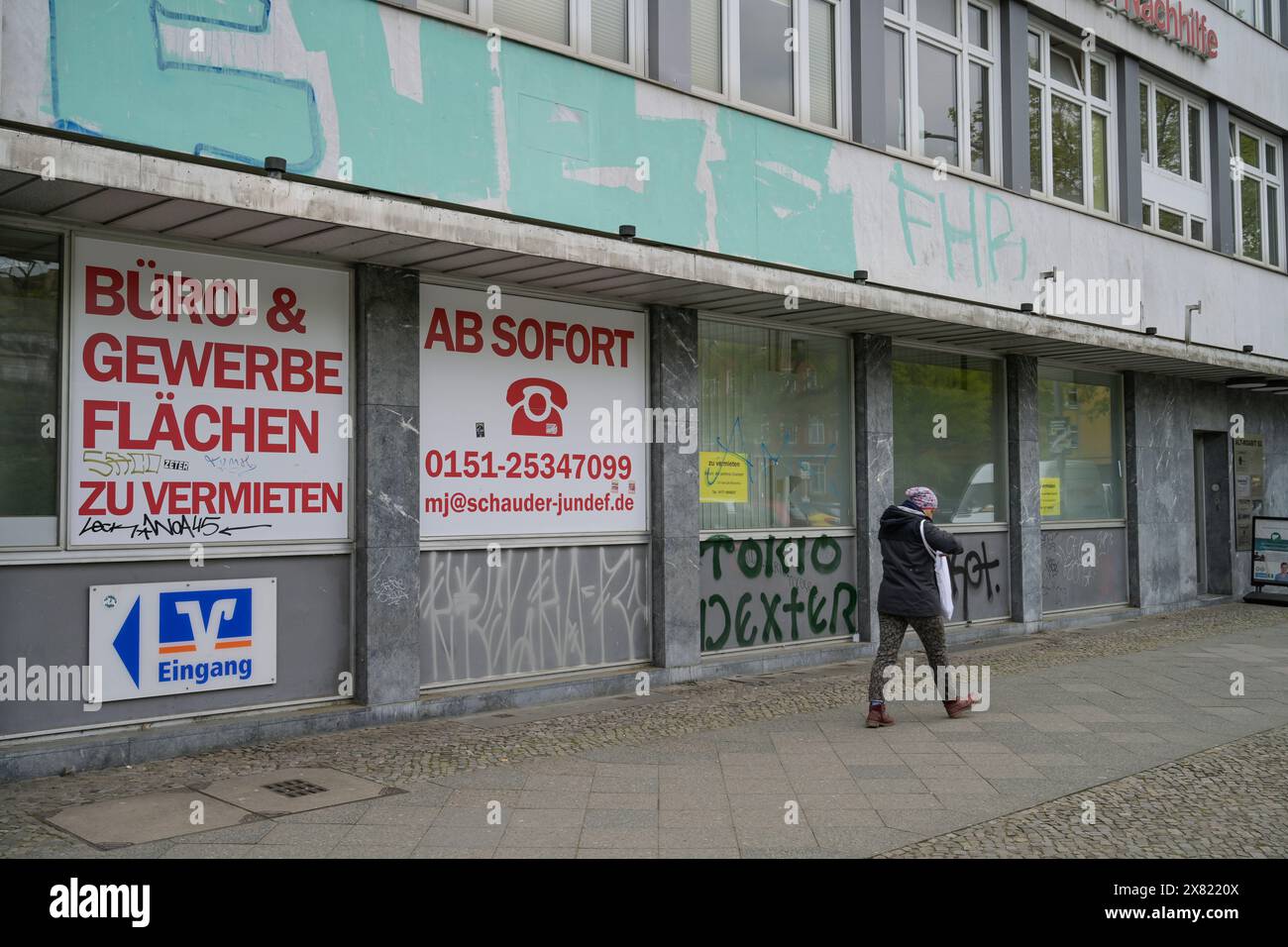 Leerstand, leeres Schaufenster, Gewerbeflächen zu vermieten, Alt-Moabit, Moabit, Mitte, Berlin, Deutschland Stockfoto