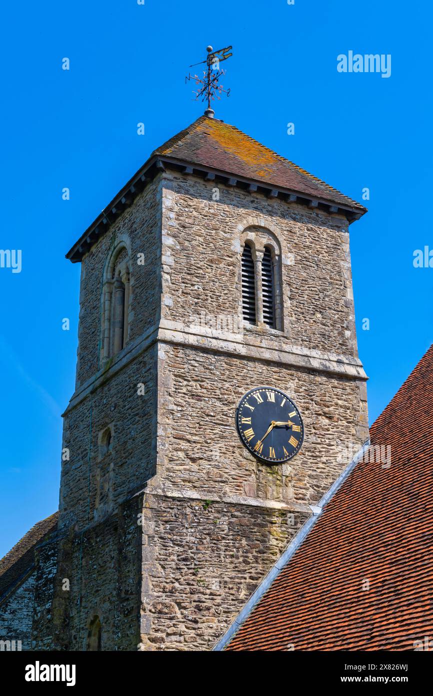 Kirche All Saints & St. Nicolas in Icklesham bei Winchelsea, East Sussex, England Stockfoto
