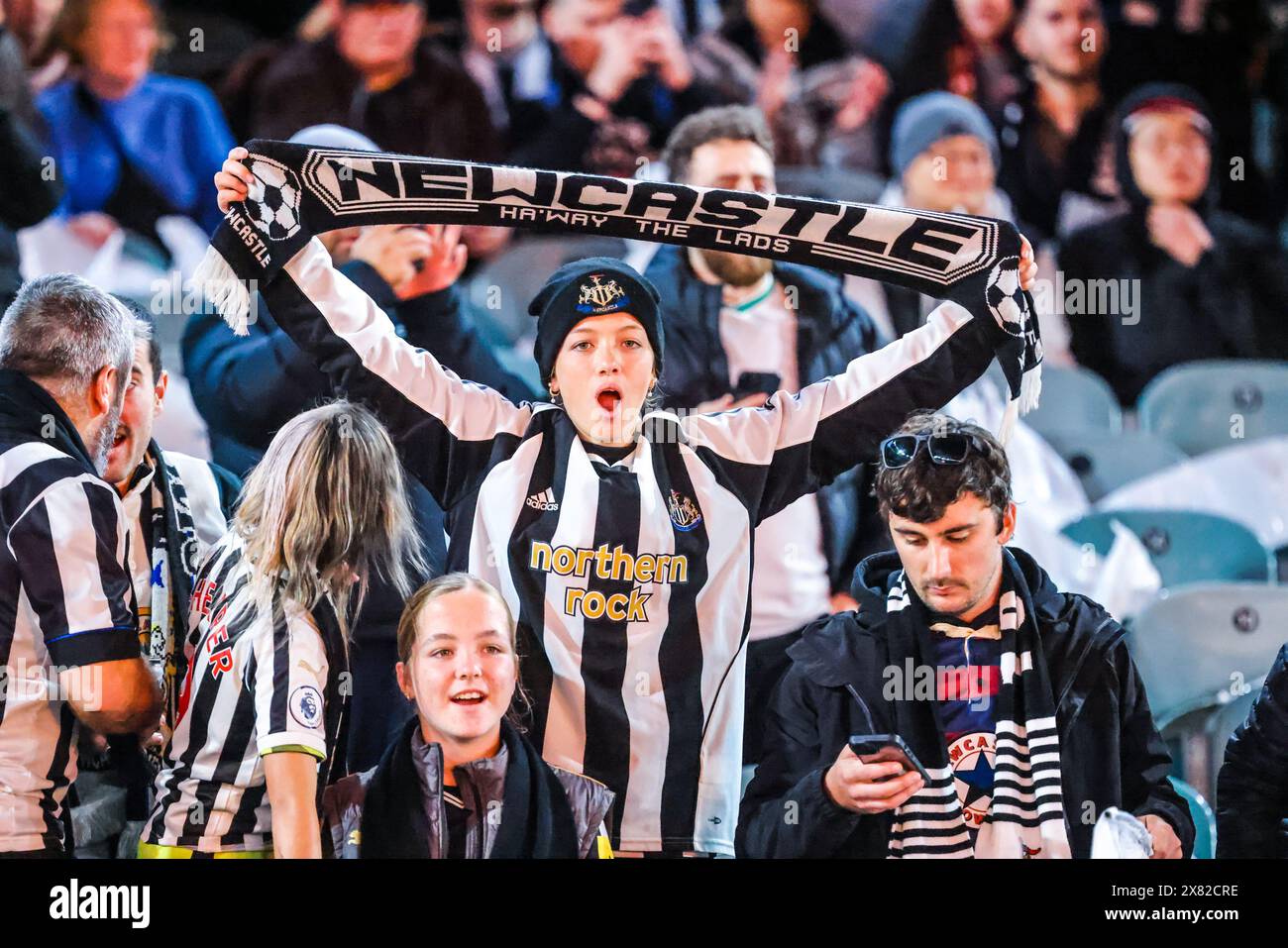 Melbourne, Victoria, Australien. Mai 2024. Fans vor Tottenham Hotspur spielen Newcastle United während der Global Football Week am 22. Mai 2024 auf dem Melbourne Cricket Ground in Melbourne, Australien (Foto: © Chris Putnam/ZUMA Press Wire) NUR ZUR REDAKTIONELLEN VERWENDUNG! Nicht für kommerzielle ZWECKE! Quelle: ZUMA Press, Inc./Alamy Live News Stockfoto