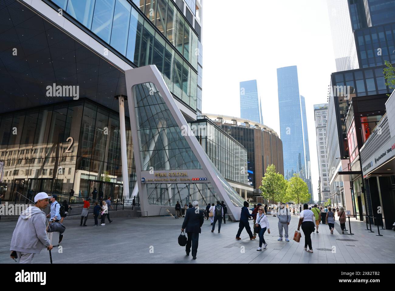 New York, NY - Eingang zur Penn Station für Bahnverbindungen in Downtown Manhattan Stockfoto