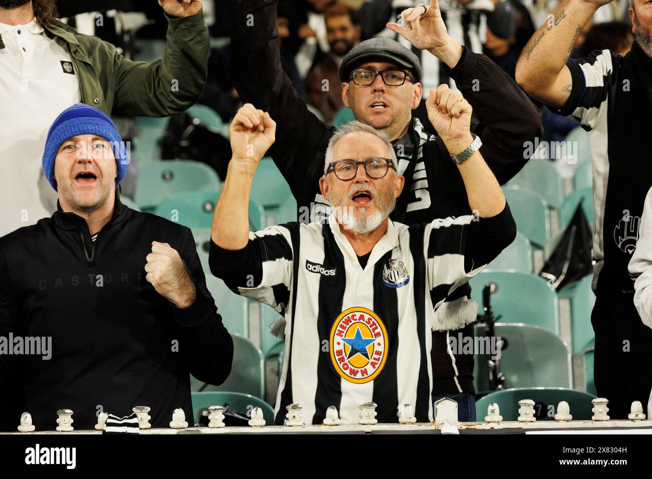 Melbourne, Australien. Mai 2024. Die Fans von Newcastle United jubelten während des Ausstellungsspiels zwischen Tottenham Hotspur FC und Newcastle United FC auf dem Melbourne Cricket Ground. Newcastle gewann das Spiel im Elfmeterschießen mit 5:4. (Foto: George Hitchens/SOPA Images/SIPA USA) Credit: SIPA USA/Alamy Live News Stockfoto