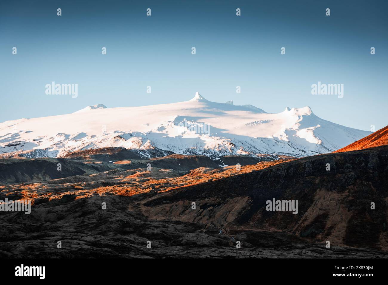 Snæfellsjökull schneebedeckte Berglandschaft in Island Stockfoto