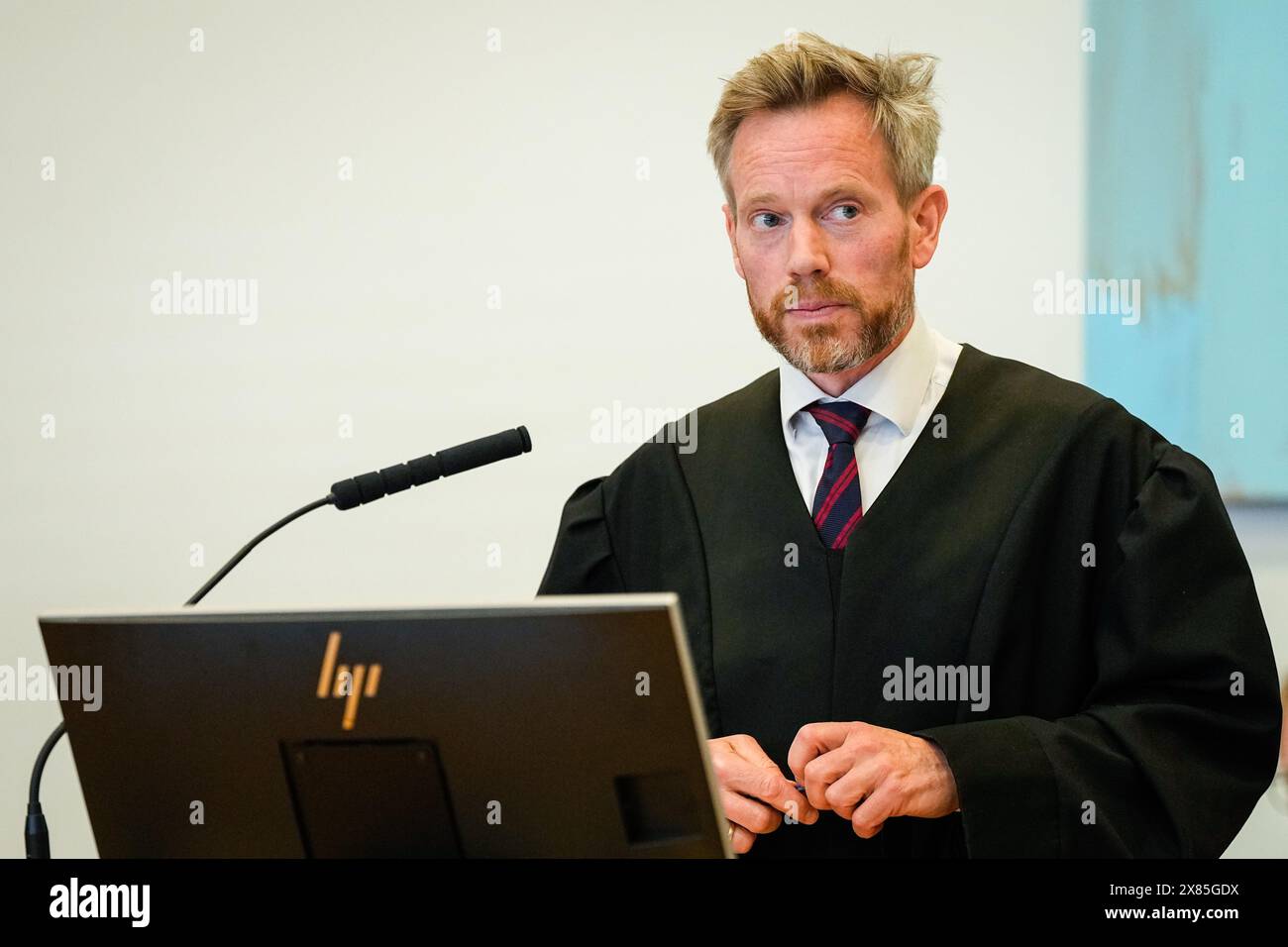 Sandnes 20240523. Staatsanwalt Andreas Schei während des Verfahrens gegen Jan Helge Andersen am Mittwoch vor dem Bezirksgericht Süd-Rogaland. Andersen wird wegen Mordes an Lena Slogedal Paulsen in Baneheia in Kristiansand angeklagt, wo Stine Sofie Sorstronen (8) und Lena Sløgedal Paulsen (10) am 19. Mai 2000 vergewaltigt und getötet wurden. Foto: Beate Oma Dahle / POOL / NTB Stockfoto