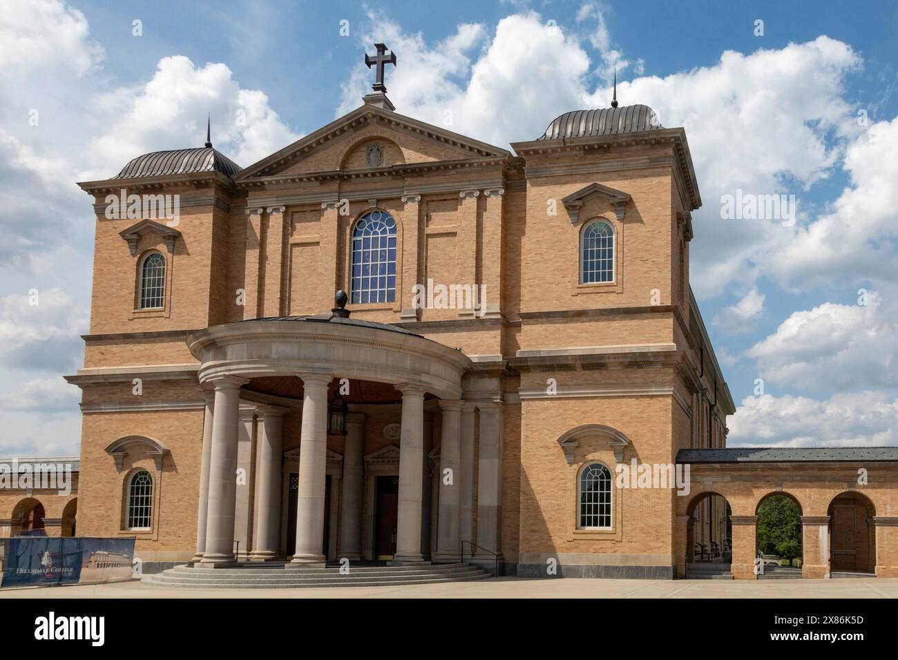 Hillsdale, Michigan - Hillsdale College, eine konservative christliche Bildungseinrichtung. Die Christ Chapel wurde 2019 mit dem Richter des Obersten Gerichtshofs Cl. Eröffnet Stockfoto