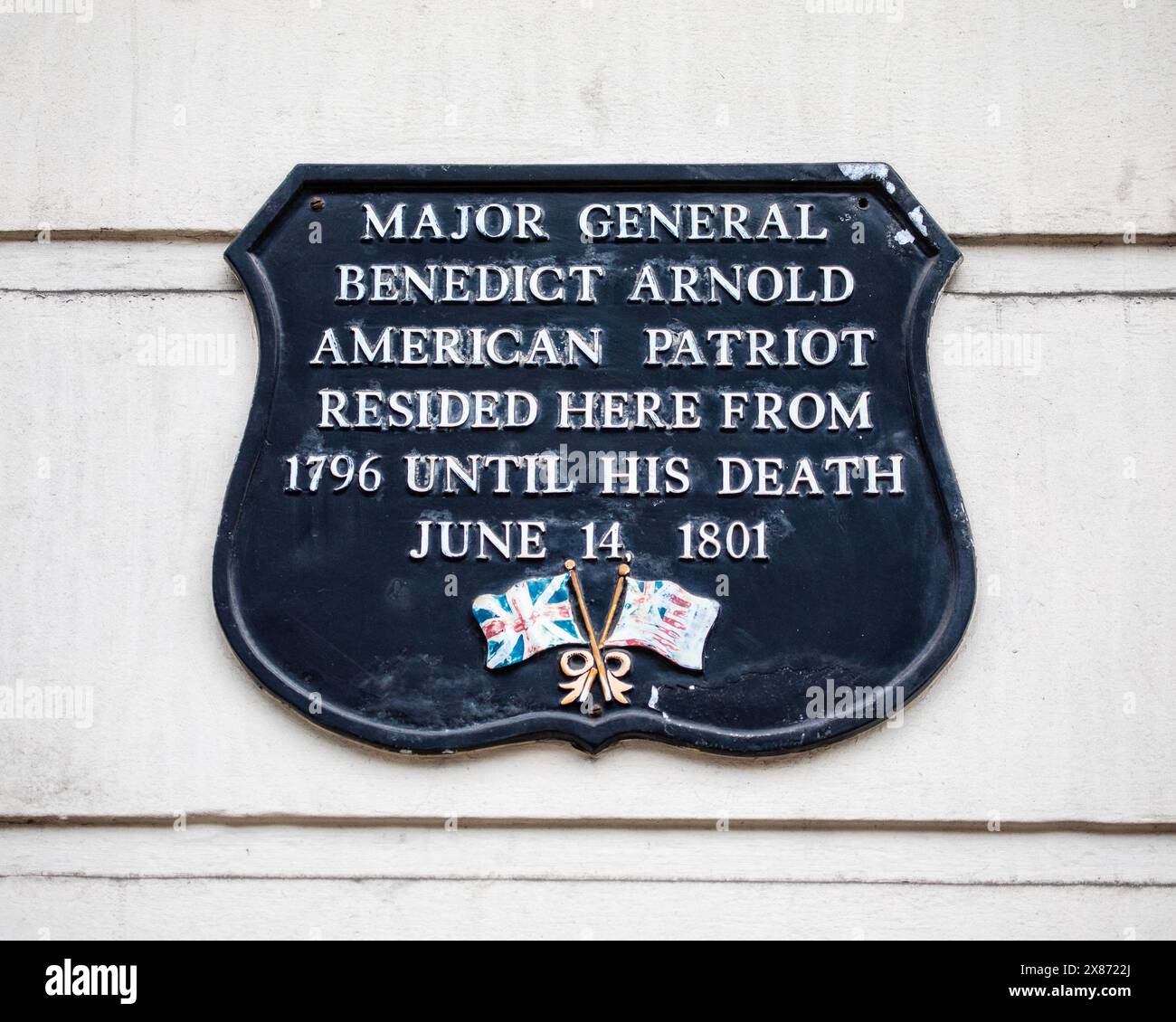 London, UK - 4. März 2024: Eine Gedenktafel am Gloucester Place in London, Großbritannien, die den Ort markiert, an dem General Benedikt Arnold bis zu seiner Tat lebte Stockfoto