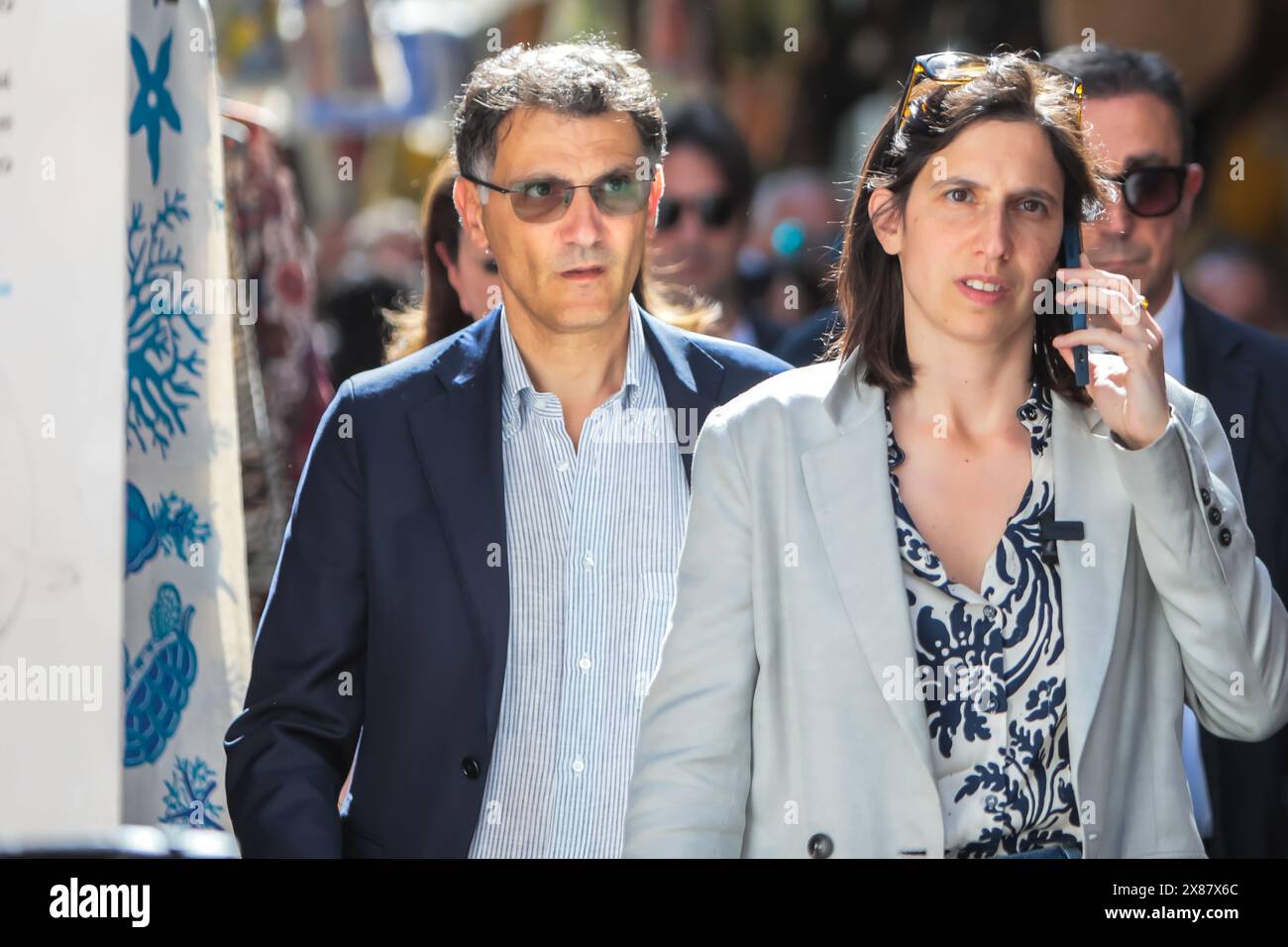 Elly Schlein, Vorsitzender der Demokratischen Partei, in Palermo zum Gedenken an das Massaker von Capaci. Stockfoto