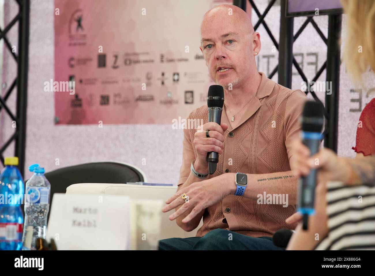 Der irische Schriftsteller John Boyne beim 29. Buch-und Literaturfestival der Prager Buchwelt, das am 23. Mai 202 in Prag beginnt Stockfoto
