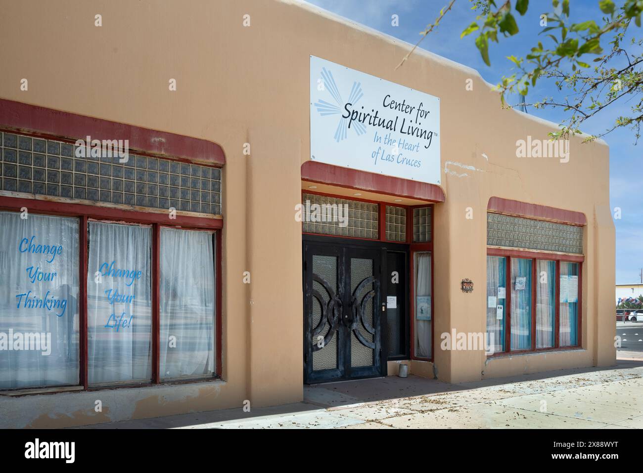 Das Center for Spiritual Living Building im Zentrum von Las Cruces, NM Stockfoto