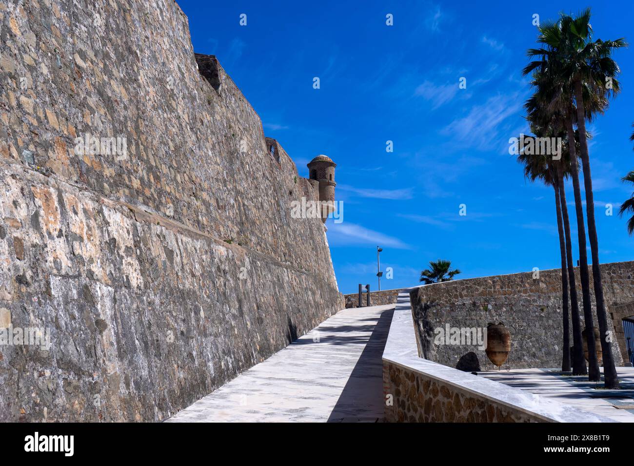 Monumentaler Komplex der königlichen Mauern von Ceuta, Spanien Stockfoto