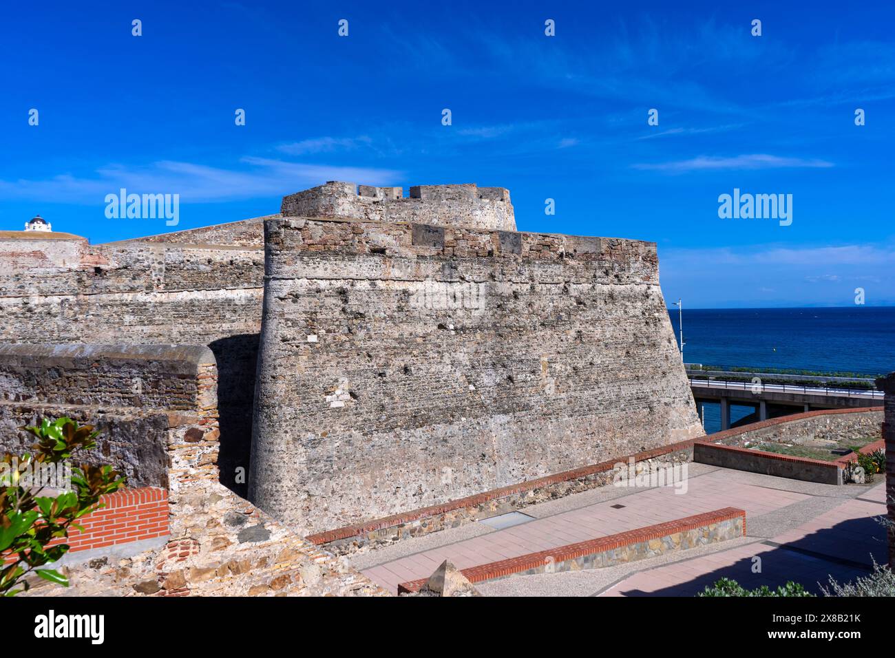 Monumentaler Komplex der königlichen Mauern von Ceuta, Spanien Stockfoto