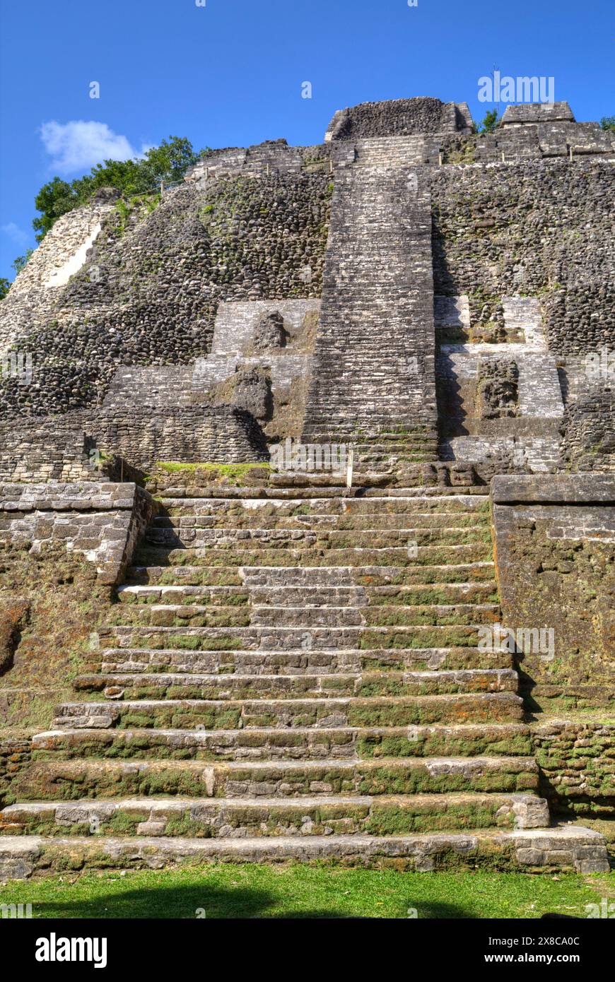 Der hohe Tempel, Lamanai Maya-Website, Belize Stockfoto