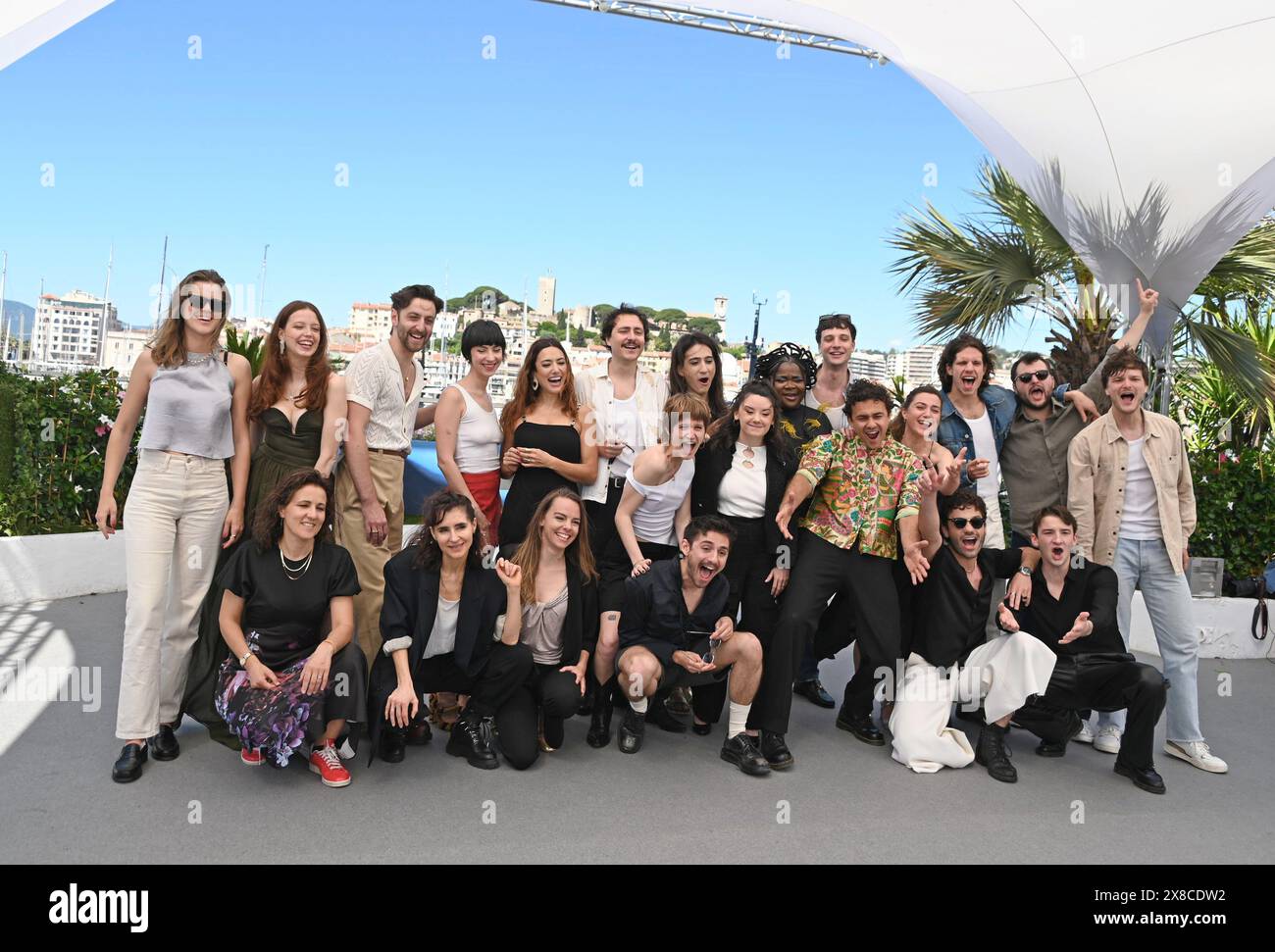 Adrien Dewitte, Vanessa Guide , Laetitia Pansanel, Maud Geffray, Sam Chemoul, Tristan Pellegrino, Laetitia Pansanel, Lange Sylva, Lauréna Thellier, Liza Alegria Ndikita, Merwane Tajouiti, Eliott Margueron, Nina Meurisse, Adib Cheikhi, Abraham Wapler, Florian Lesieur, Gabriel Washer The „Talents Adami“ Fotoruf 77. Cannes Filmfestival 21. Mai 2024 Credit:Jacky Godard/Photo12 Stockfoto