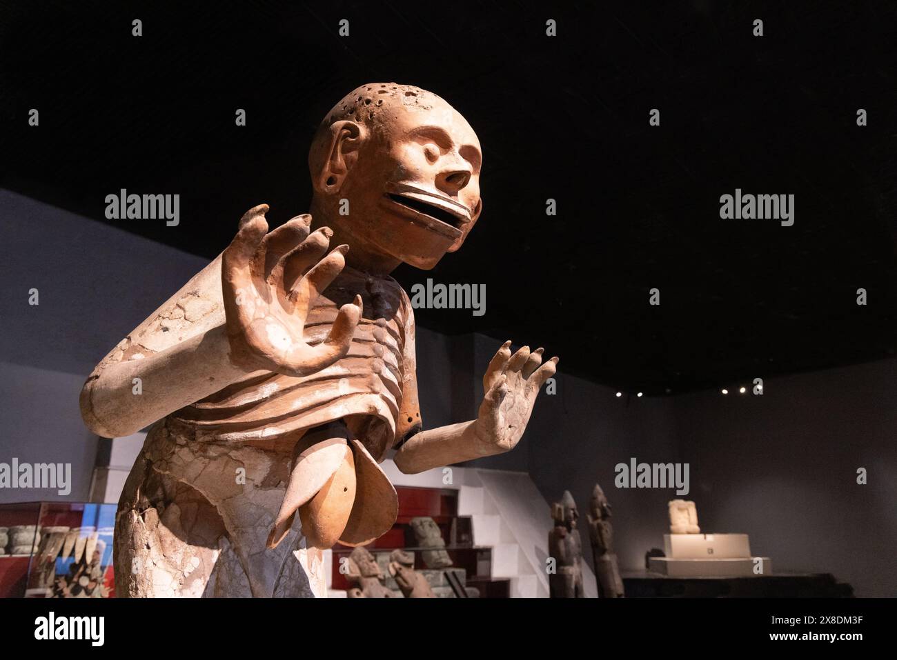 Aztekengott des Todes; Skulptur von Mictlantecuhtli, aus Tenochtitlan, der Hauptstadt der aztekischen Zivilisation, ein aztekisches Artefakt, Templo Mayor Museum; Mexiko Stockfoto
