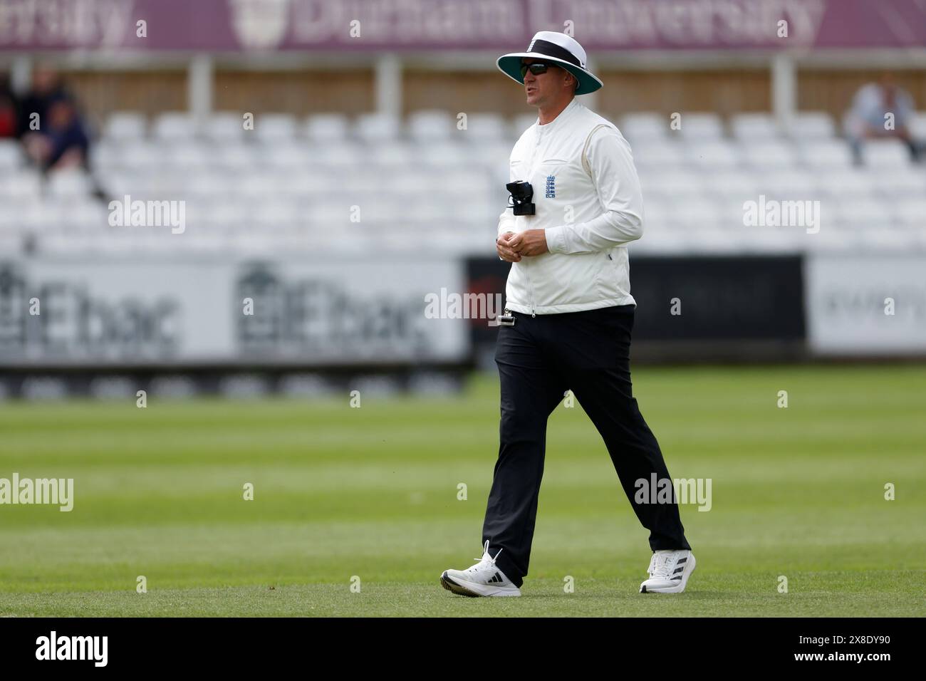 Am ersten Tag des Spiels der Vitality County Championship Division 1 zwischen Durham County Cricket Club und Somerset im Seat Unique Riverside, Chester le Street, am Freitag, den 24. Mai 2024. (Foto: Mark Fletcher | MI News) Credit: MI News & Sport /Alamy Live News Stockfoto