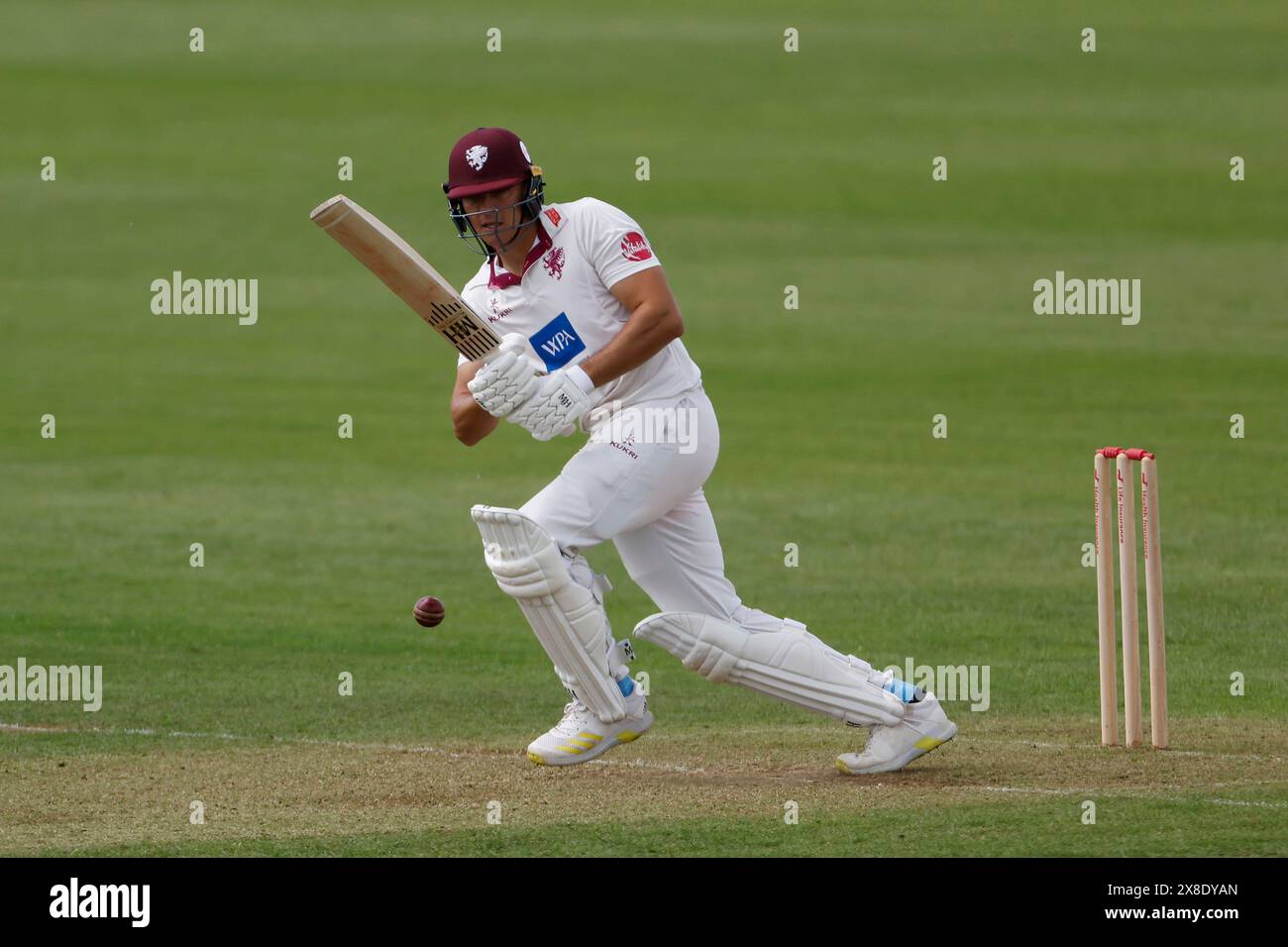 Migael Pretorius von Somerset trat am Freitag, den 24. Mai 2024, im Seat Unique Riverside in Chester le Street am ersten Tag des Spiels in der Vitality County Championship Division 1 zwischen Durham County Cricket Club und Somerset an. (Foto: Mark Fletcher | MI News) Credit: MI News & Sport /Alamy Live News Stockfoto