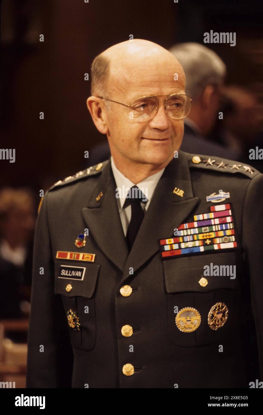 GORDON R. SULLIVAN. Senat Armed Services Committe 1994.l7801jkel. (Kreditbild: © James M. Kelly/ZUMA Wire) NUR REDAKTIONELLE VERWENDUNG! Nicht für kommerzielle ZWECKE! Stockfoto