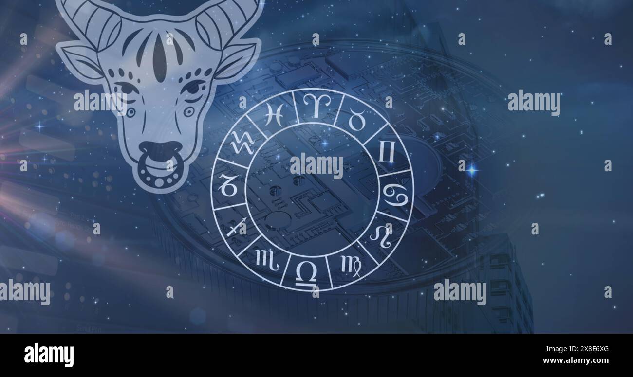 Bild des Tierkreisrads mit Tauruszeichen und Datenverarbeitung über Bitcoin-Symbol Stockfoto