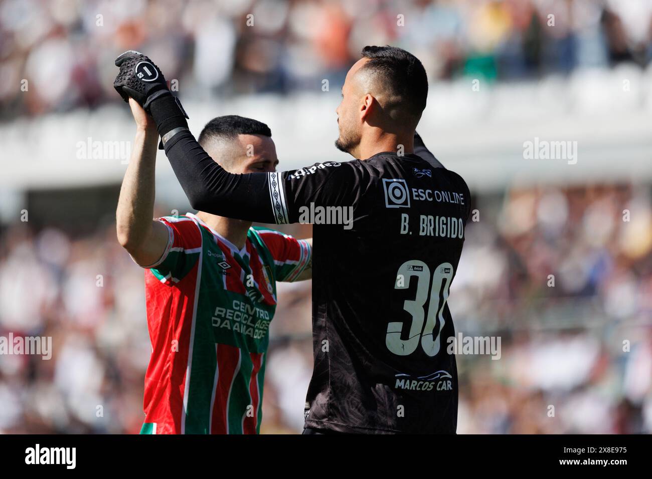 Kikas und Bruno Brigido (Estrela Amadora) im Spiel der Liga Portugal zwischen CF Estrela Amadora und Gil Vicente FC (1:0) bei Estadio Jose Gomes, Amado Stockfoto