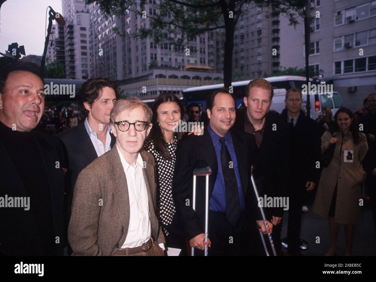 16. MAI 2000: NEW YORK CITY. WOODY ALLEN, HUGH GRANT, JON LOVITZ, MICHAEL. RAPAPORT, TRACEY ULLMAN. PREMIERE VON "SMALL TIME GAOKS" - BEEKMAN THEATRE. QUELLE: WALTER WEISSMAN / . K18862WW (Abbildung: © WALTER WEISSMAN/ZUMA Wire) NUR ZUR REDAKTIONELLEN VERWENDUNG! Nicht für kommerzielle ZWECKE! Stockfoto