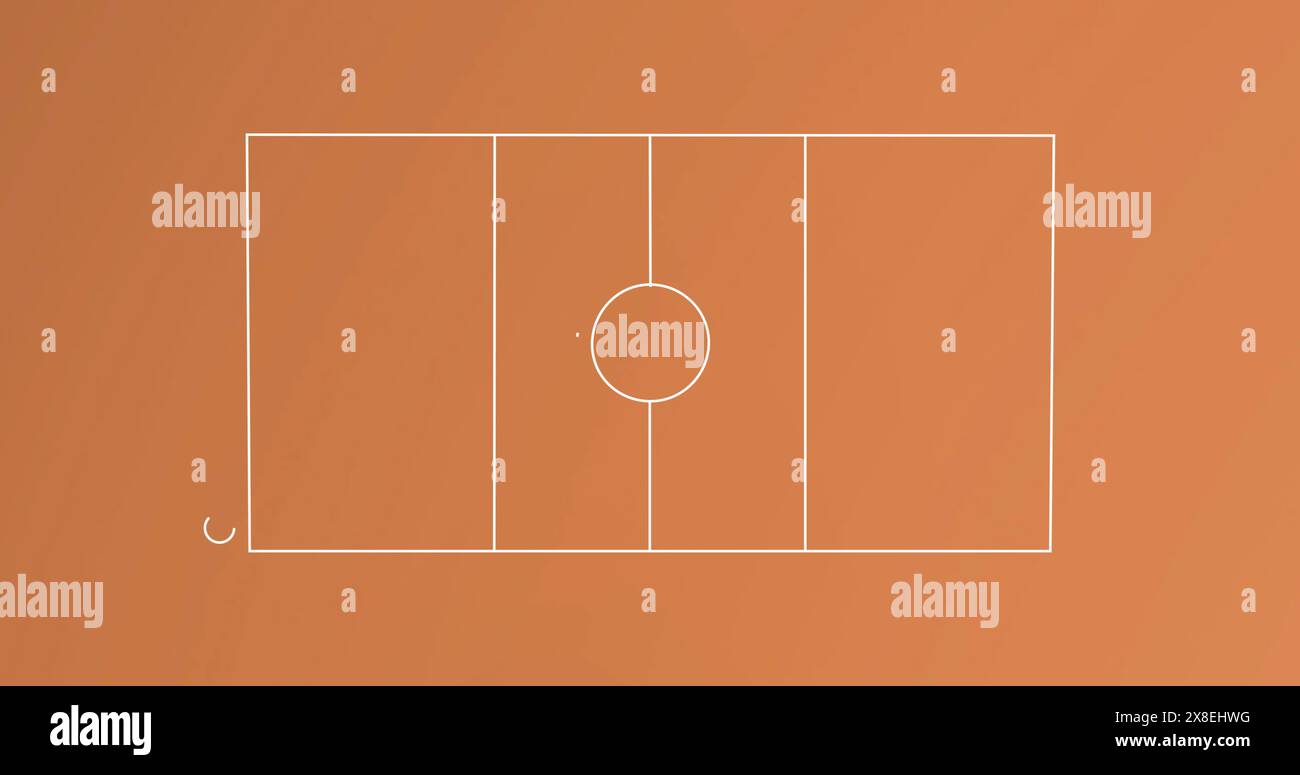 Bild des Spielplans mit Pfeilen, Kreisen und x-Symbol auf dem Sportplatz Stockfoto
