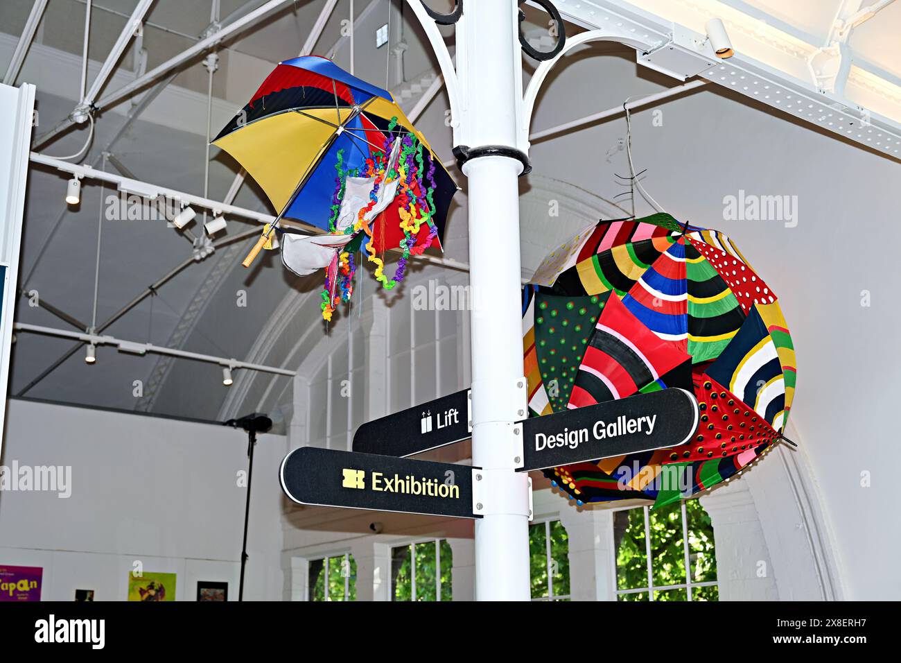 LONDON, ENGLAND - 24. MAI 2024: Young V&A seine erste große kreative Installation Lost and Found Yōkai, bei Young V&A, London, UK Credit: Siehe Li/Picture Capital/Alamy Live News Stockfoto