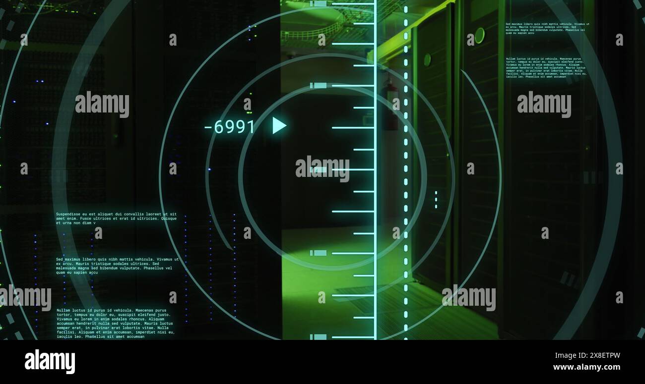 Bild der Datenverarbeitung und des Scannens des Bereichs über dem Serverraum Stockfoto