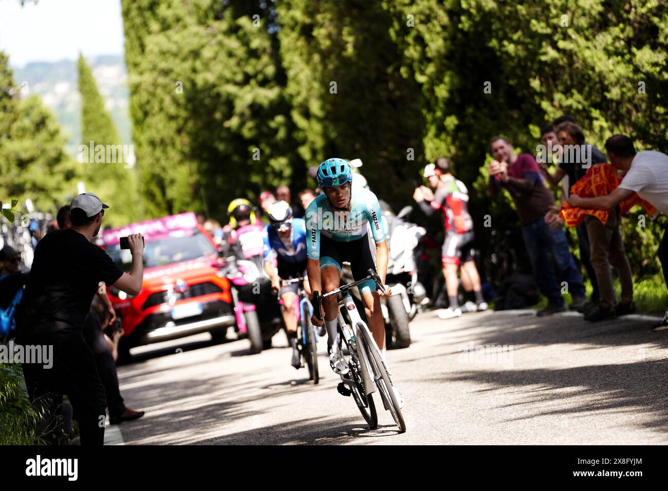 Italia. Mai 2024. Pellizzari Giulio (Team VF Group - Bardiani CSF &#x2013; Faizane') während der 20. Etappe des Giro d'Italia von Alpago nach Bassano del Grappa, Italien - Samstag, 25. Mai 2024 - Sport, Radfahren (Foto: Fabio Ferrari/LaPresse) Credit: LaPresse/Alamy Live News Stockfoto