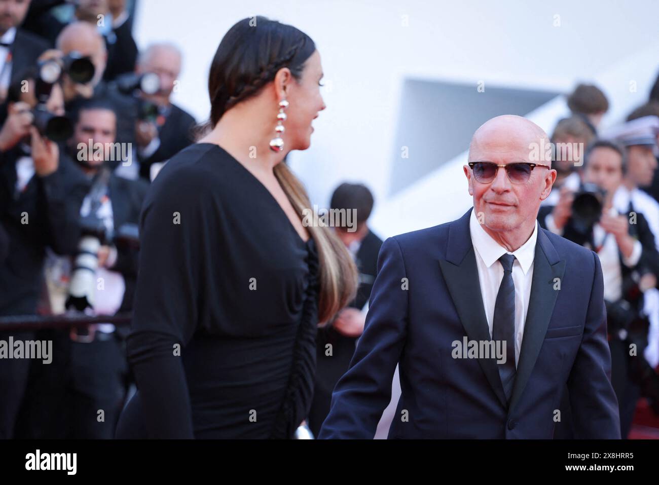 Karla Sofía Gascón und Jacques Audiard nahmen am Roten Teppich der Abschlusszeremonie beim 77. Jährlichen Filmfestival in Cannes am 25. Mai 2024 im Palais des Festivals Teil. Foto: David Boyer/ABACAPRESS. KOM Stockfoto