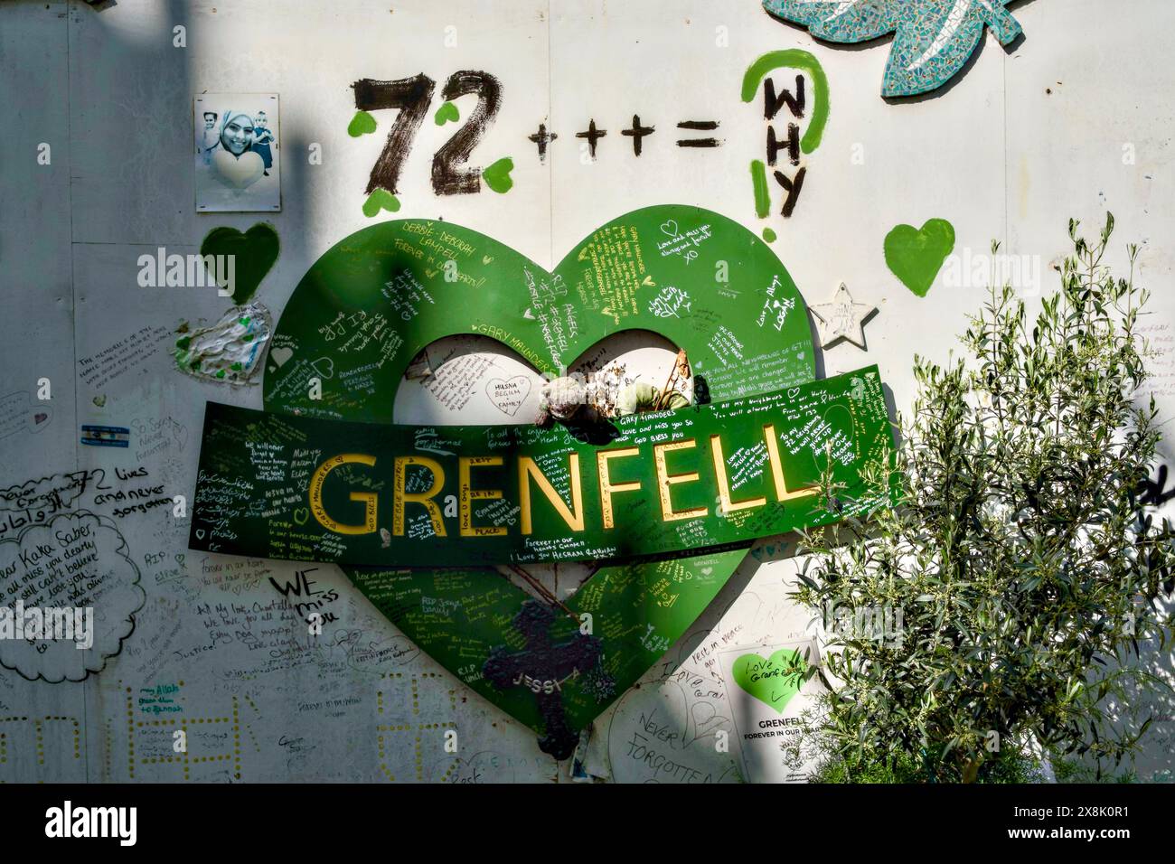 Grenfell Tower Fire Tragödie, Royal Borough of Kensington & Chelsea, London, England, Großbritannien Stockfoto