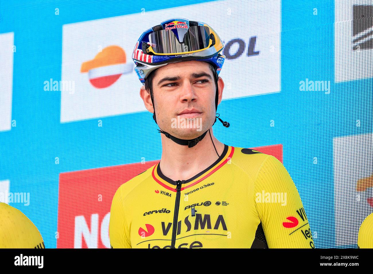 Stavanger 20240526. Radfahrer Van Aert vom Team Visma vor dem Radrennen der Tour of Norway – Stage 4 – von Stavanger nach Stavanger. Foto: Tor Erik Schrøder / NTB Stockfoto